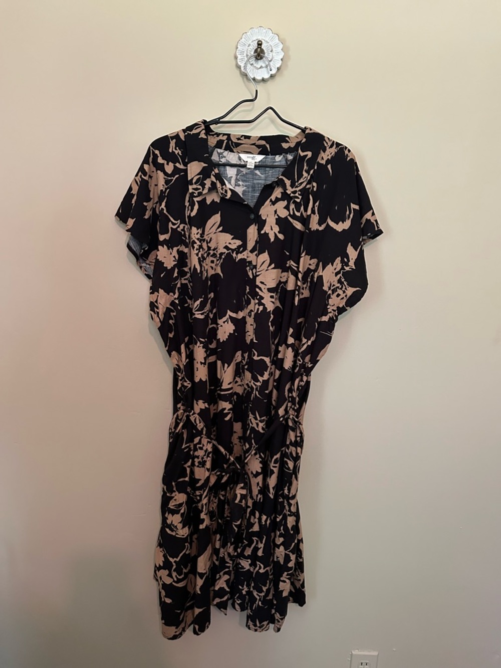 Terra & Sky Black and Tan Floral Midi Dress